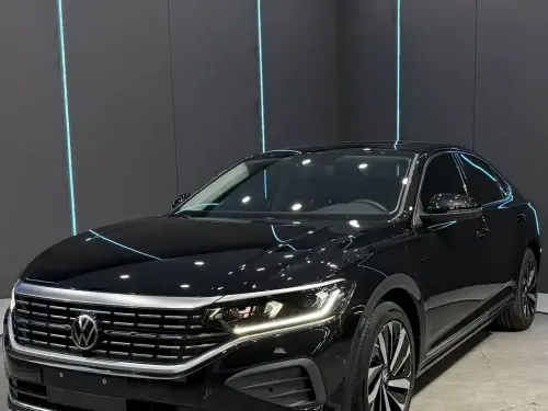 Volkswagen Passat, 2025