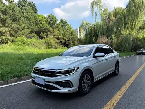 Volkswagen Bora, 2024