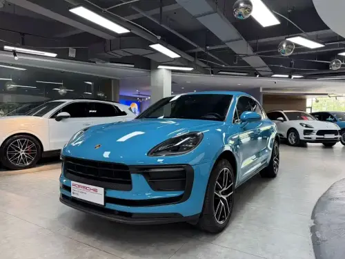 Porsche Macan, 2022
