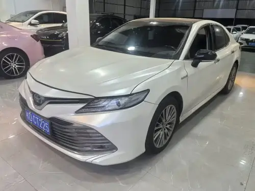 Toyota Camry, 2020