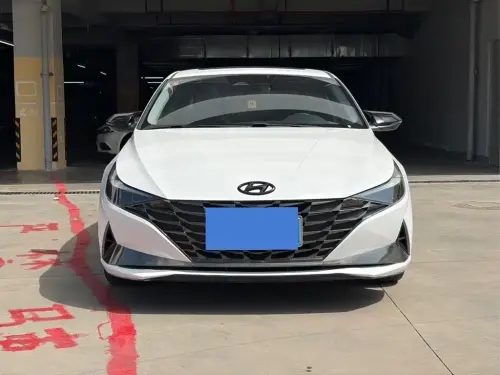Hyundai Elantra, 2021