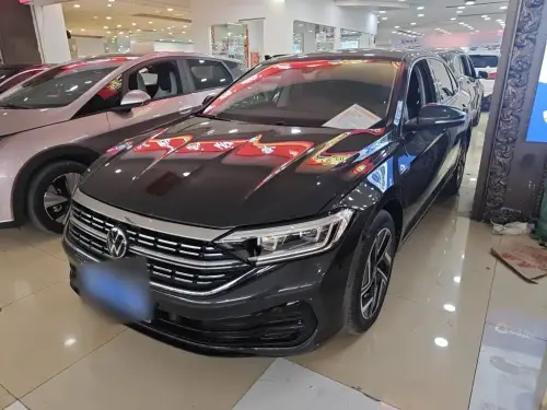 Volkswagen Sagitar, 2022
