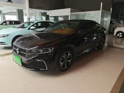 Volkswagen Passat, 2025