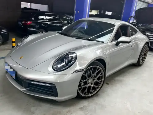 Porsche 911, 2024