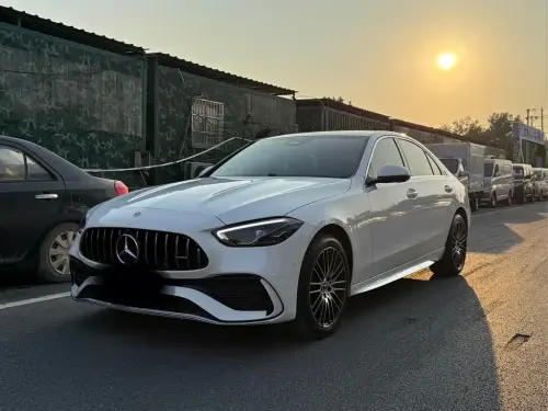 Mercedes-Benz C-Class, 2025