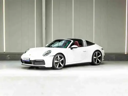 Porsche 911, 2024