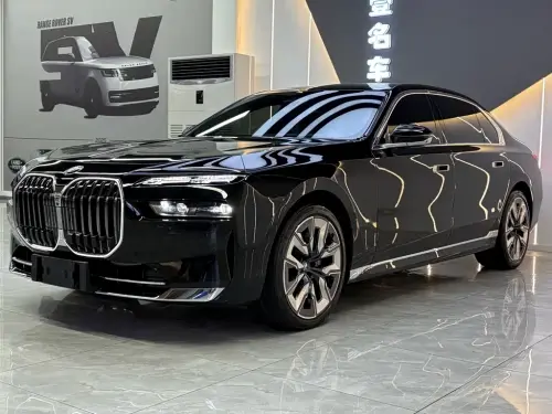 BMW 7-Series, 2024