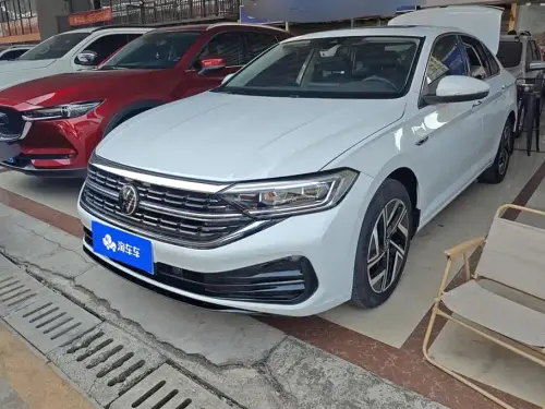 Volkswagen Sagitar, 2022