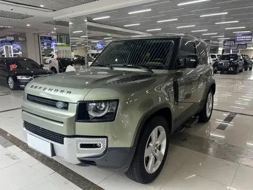 Land Rover Defender, 2024