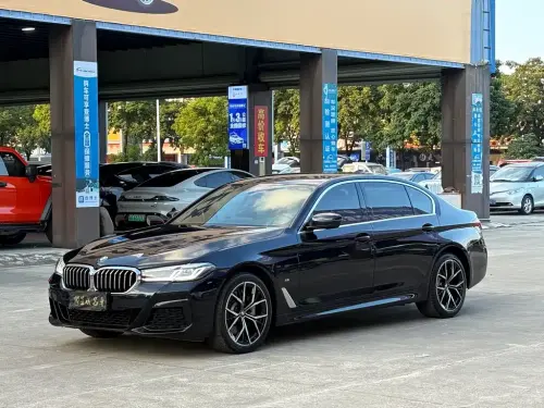 BMW 5-Series, 2024