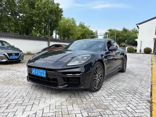 Porsche Panamera, 2025