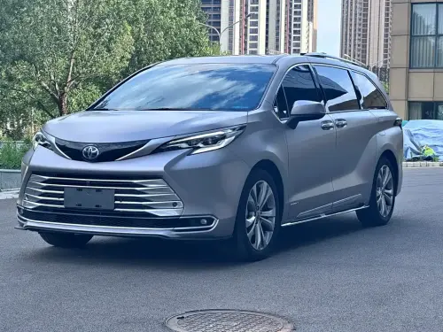 Toyota Sienna, 2023