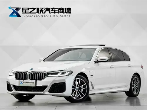 BMW 5-Series, 2023