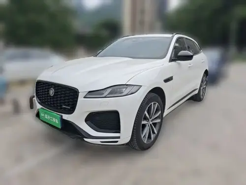 Jaguar F-PACE, 2024