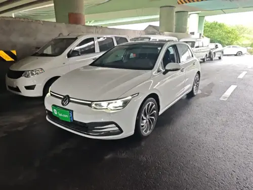 Volkswagen Golf, 2021