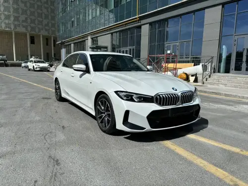 BMW 3-Series, 2023
