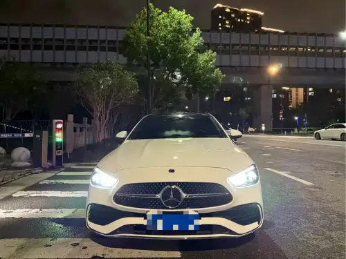 Mercedes-Benz C-Class, 2022