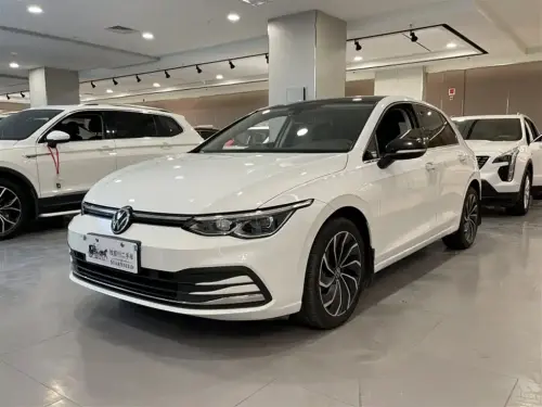 Volkswagen Golf, 2021