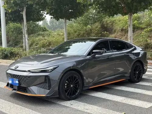 Changan UNI-V, 2025