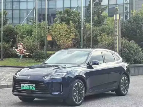 AITO M5, 2022