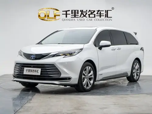 Toyota Sienna, 2024