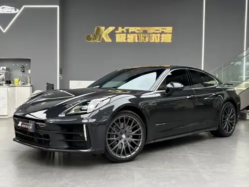 Porsche Panamera, 2024