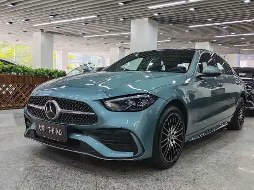 Mercedes-Benz C-Class, 2025