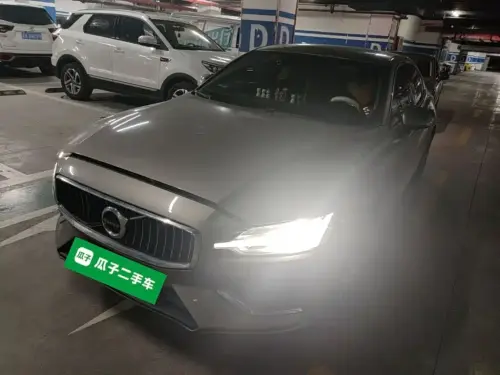 Volvo S60, 2021