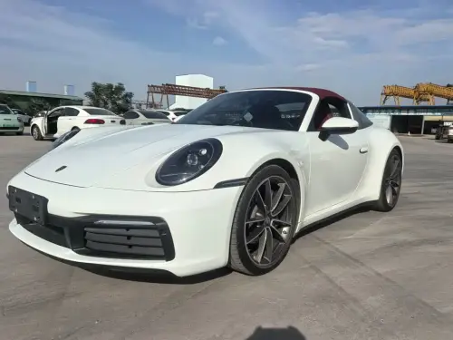 Porsche 911, 2024