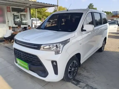 Dongfeng Fengguang 380, 2023