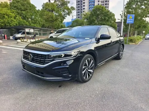 Volkswagen Passat, 2023