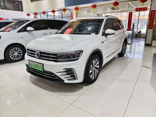 Volkswagen Tiguan, 2020