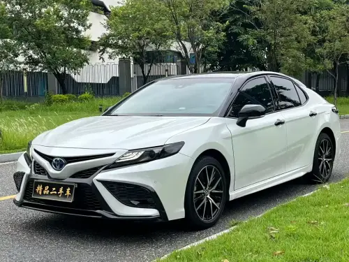 Toyota Camry, 2022