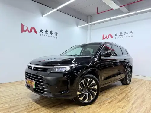 AITO M7, 2025