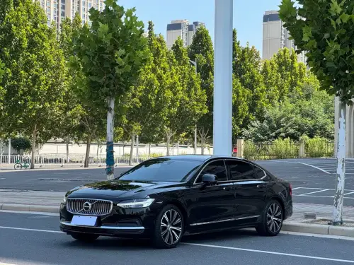 Volvo S90, 2023