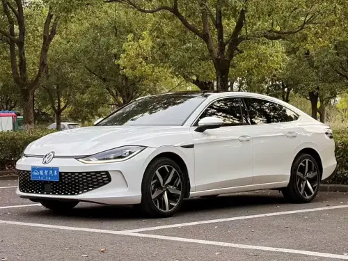 Volkswagen Lamando, 2023