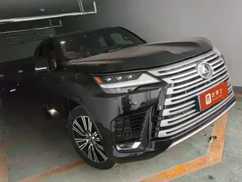 Lexus LX, 2025