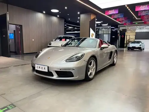 Porsche 718, 2025