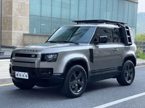 Land Rover Defender, 2023