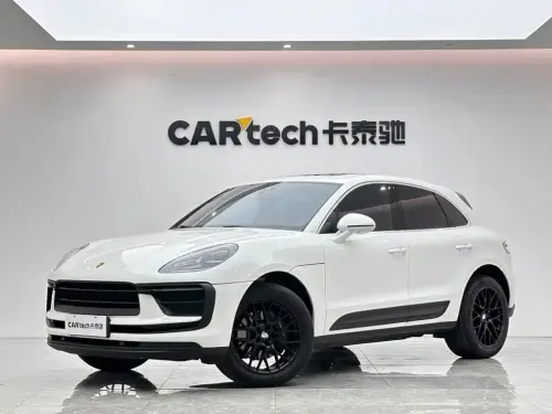 Porsche Macan, 2022