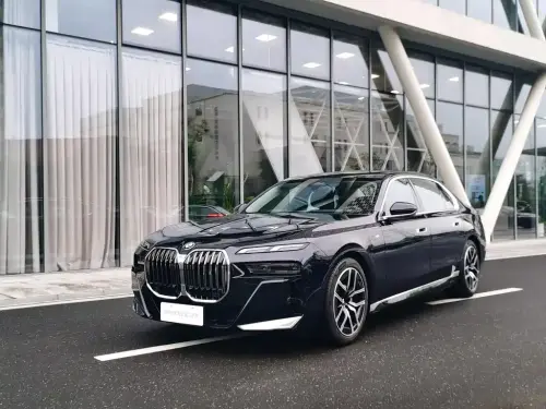 BMW 7-Series, 2025