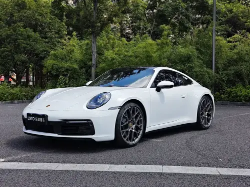 Porsche 911, 2025