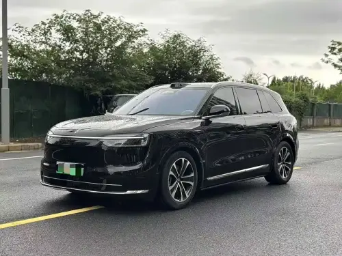 AITO M7, 2025