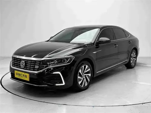 Volkswagen Passat, 2022