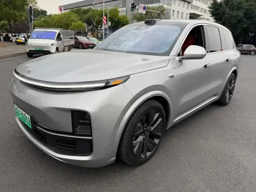 Li Auto L8, 2022