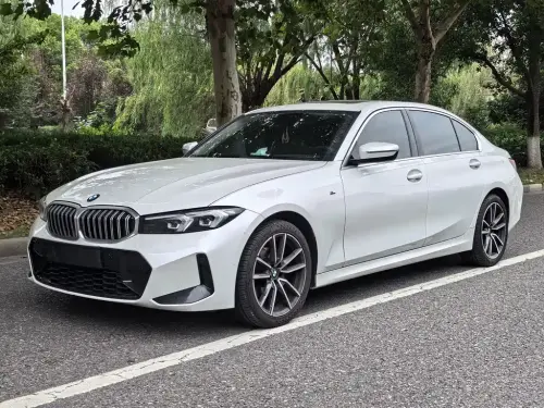 BMW 3-Series, 2023