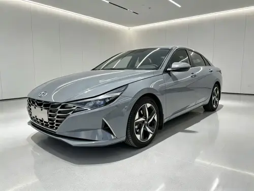 Hyundai Elantra, 2023