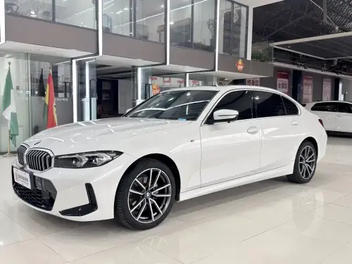 BMW 3-Series, 2023