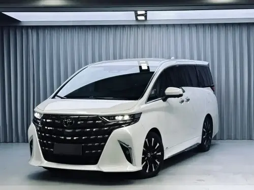 Toyota Alphard, 2025