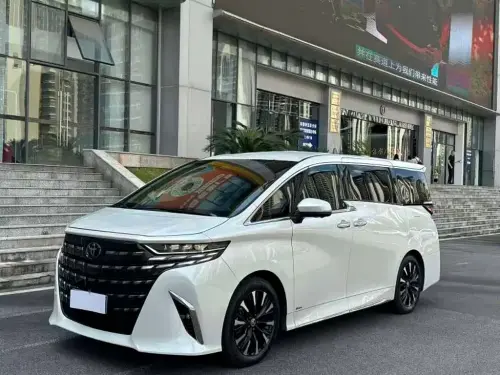 Toyota Alphard, 2023